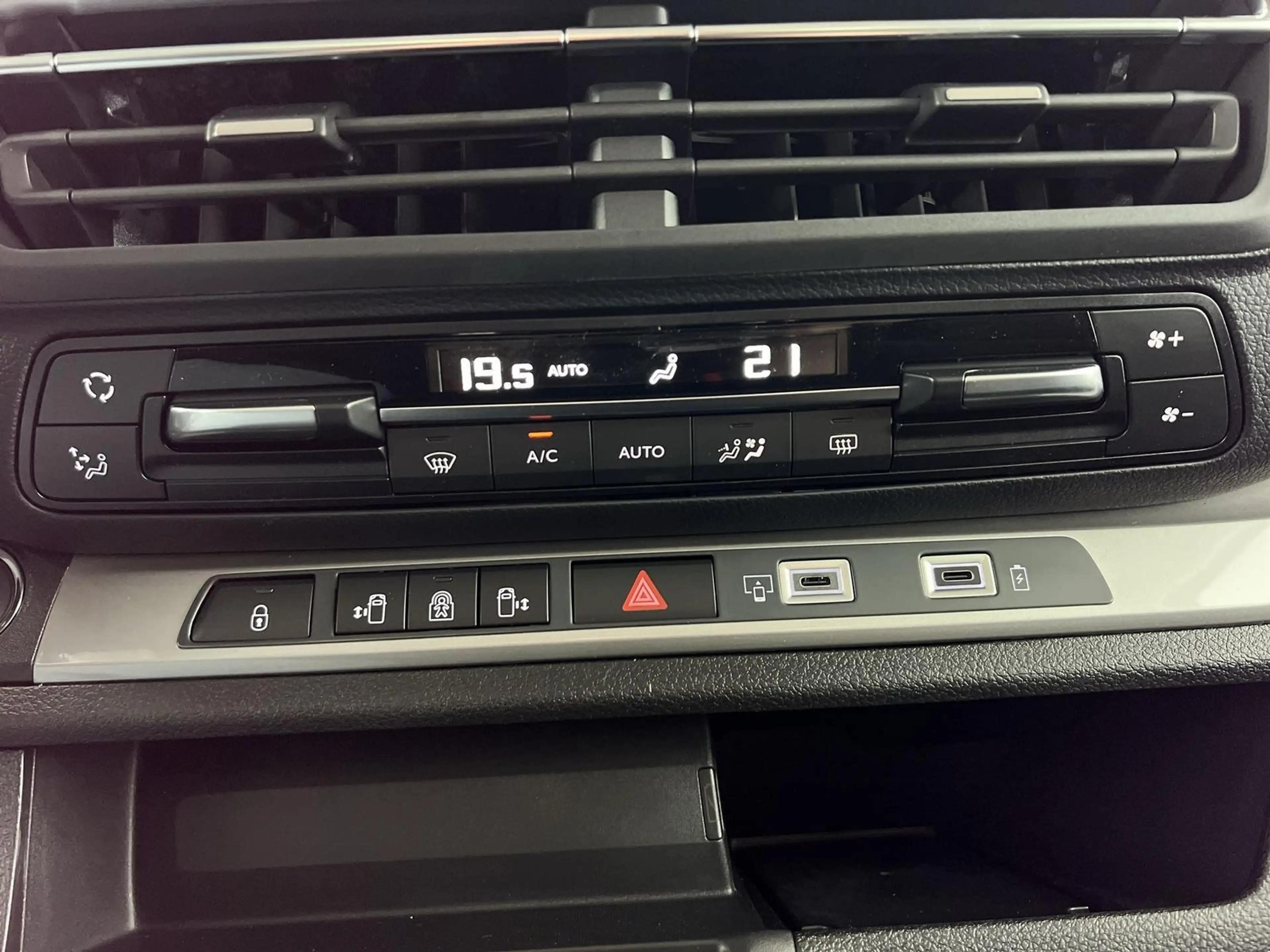 Peugeot Traveller Allure L3 2.2 D*NAVI*SHZ*RFK*uvm — photo 14