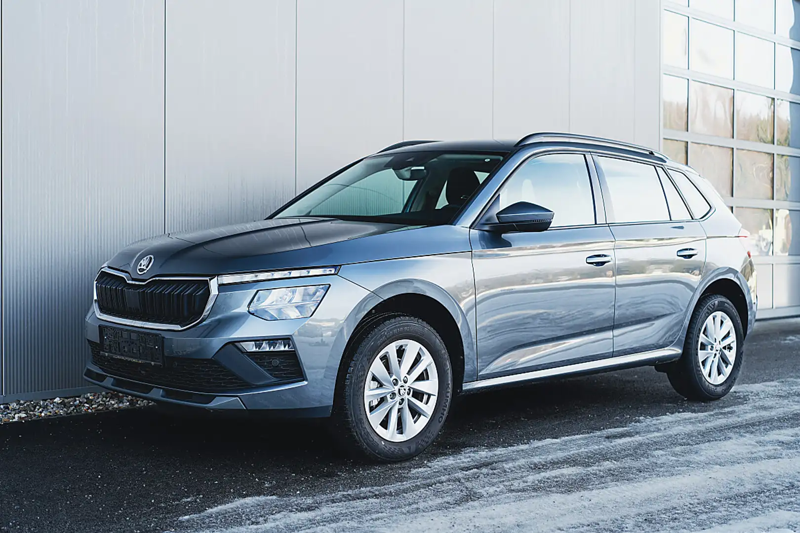 Skoda Kamiq 1,0 TSI Selection, Kamera, App Connect, Top Zus... Grau - 1
