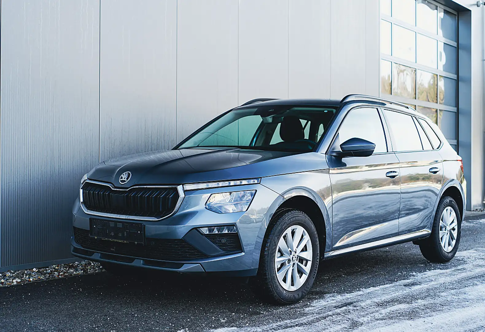 Skoda Kamiq 1,0 TSI Selection, Kamera, App Connect, Top Zus... Grau - 2