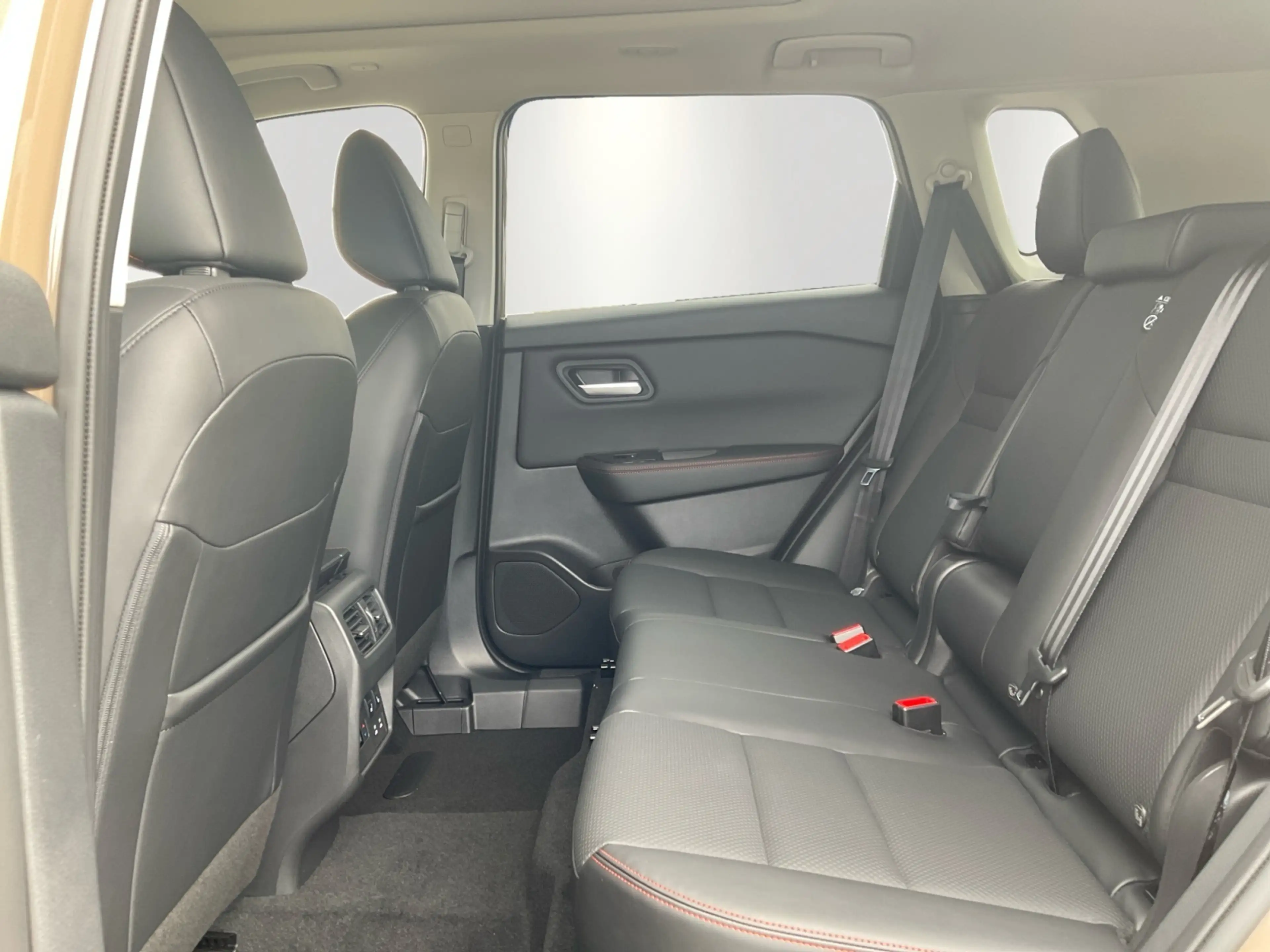 Nissan X-Trail 1.5 VC-T e-Power — photo 7