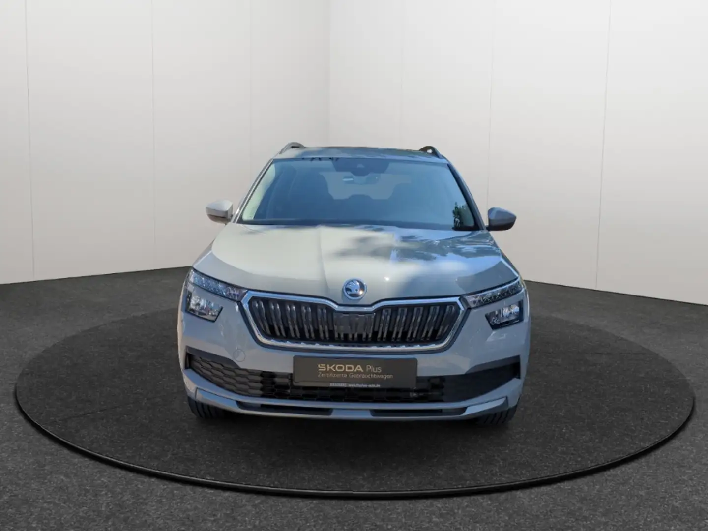 Skoda Kamiq 1.0TSI DSG Ambition Klima SHZ GRA PDC hinten Grijs - 2