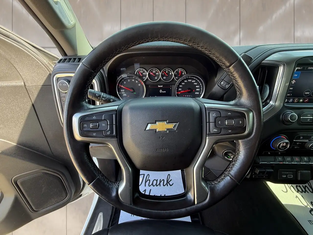 Chevrolet Silverado 1500 снимка Chevrolet Silverado 1500