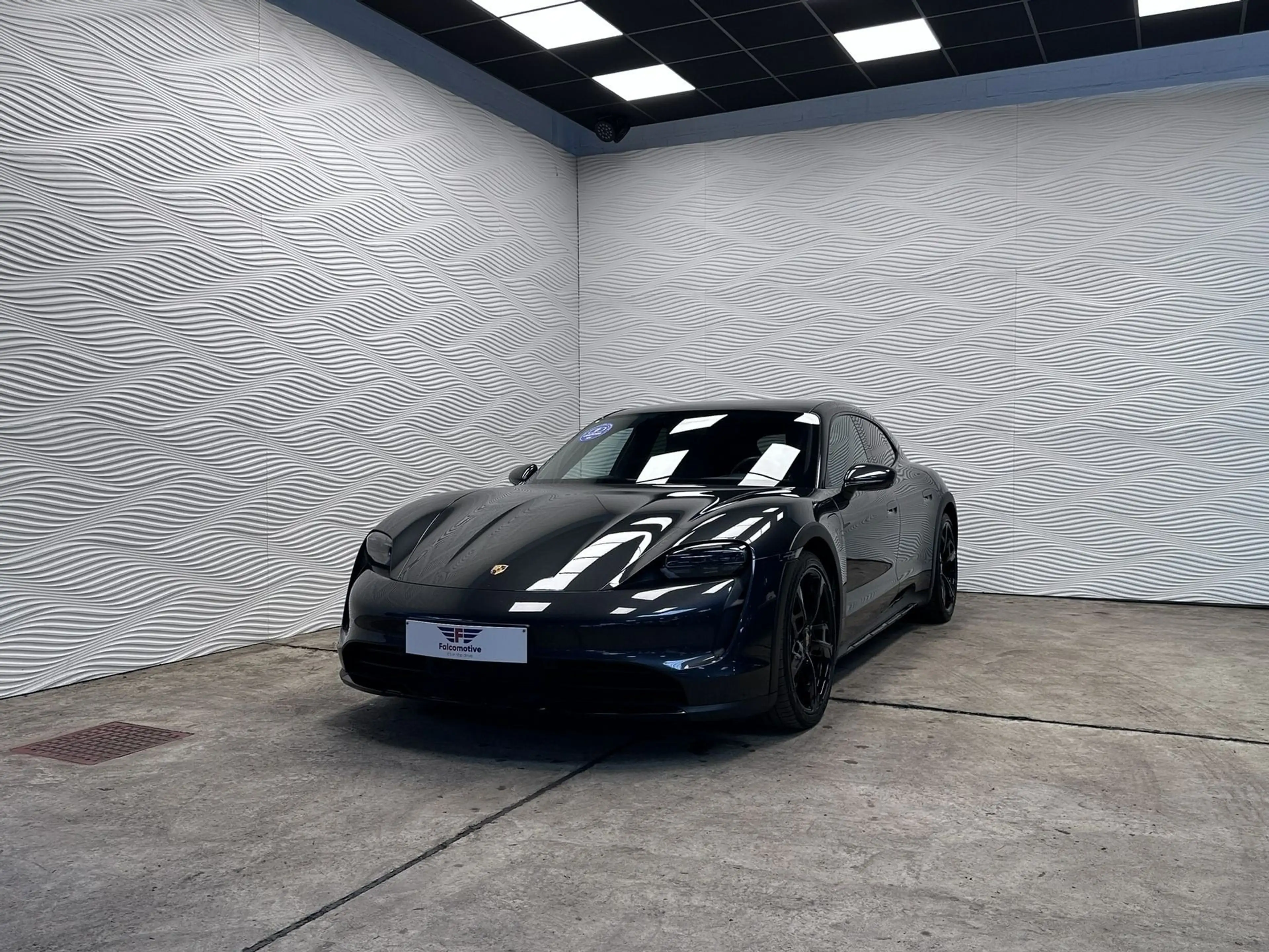 Porsche Taycan 4 CT*93,4kWh*PERF-BATT*90.7% SOH*LUCHTV.*BOSE* — photo 3