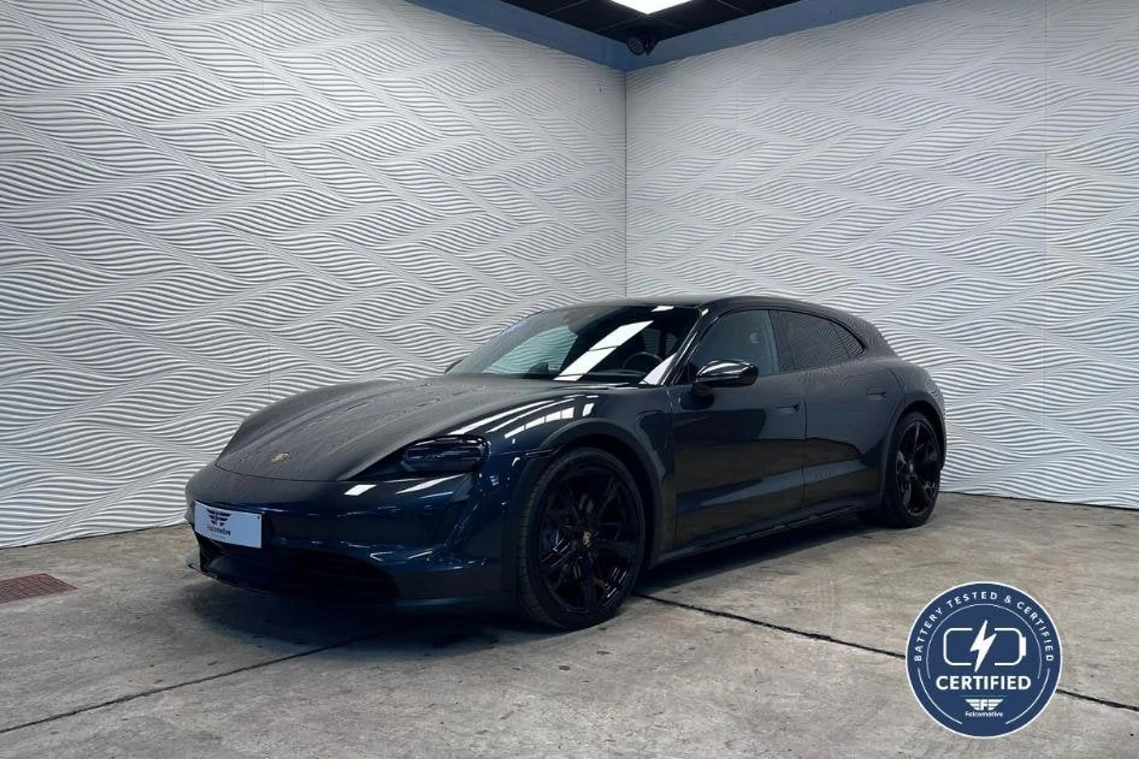 Porsche Taycan 4 CT*93,4kWh*PERF-BATT*90.7% SOH*LUCHTV.*BOSE*