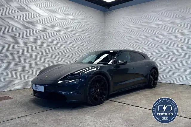 Porsche Taycan 4 CT*93,4kWh*PERF-BATT*90.7% SOH*LUCHTV.*BOSE*