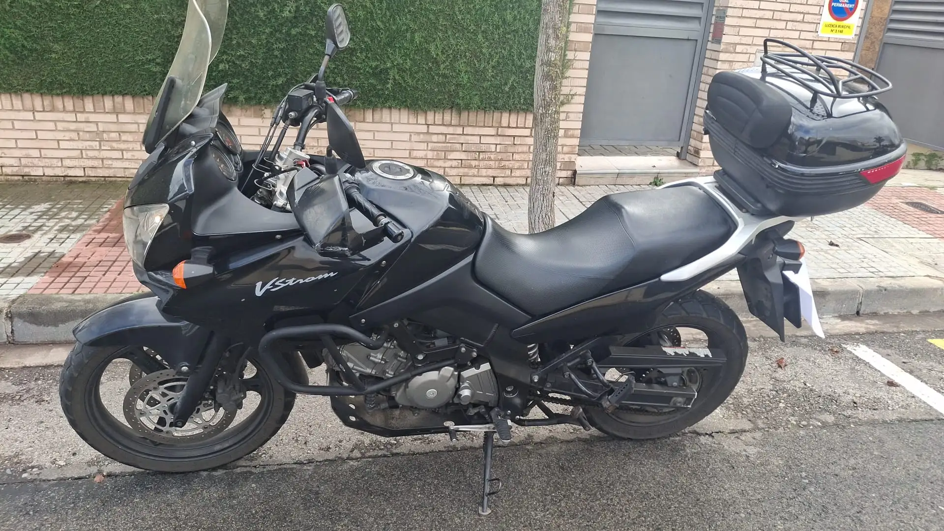 Suzuki V-Strom 650 Dl-650 Negro - 2