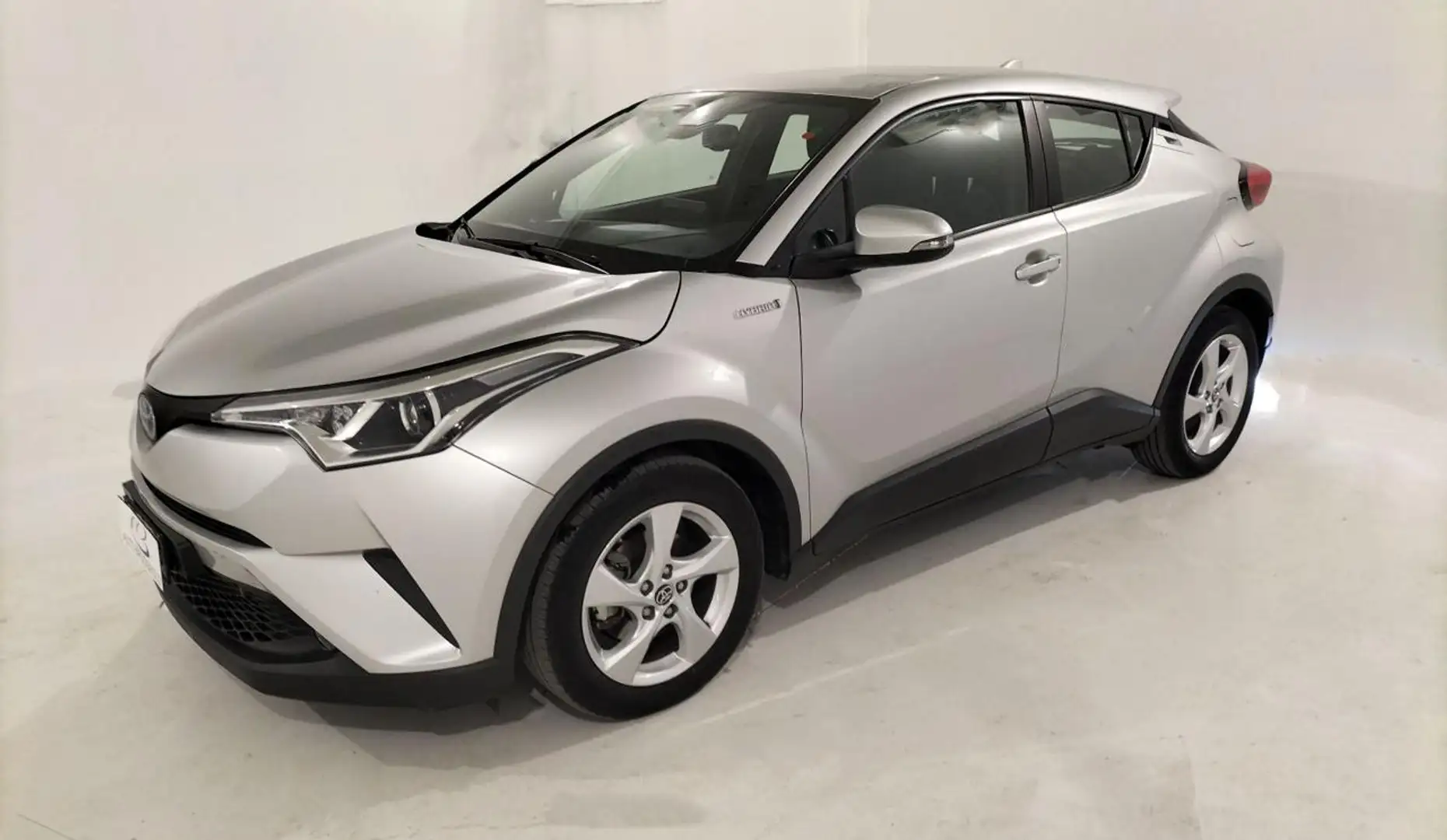 Toyota C-HR 1.8 Hybrid E-CVT Business Gris - 2