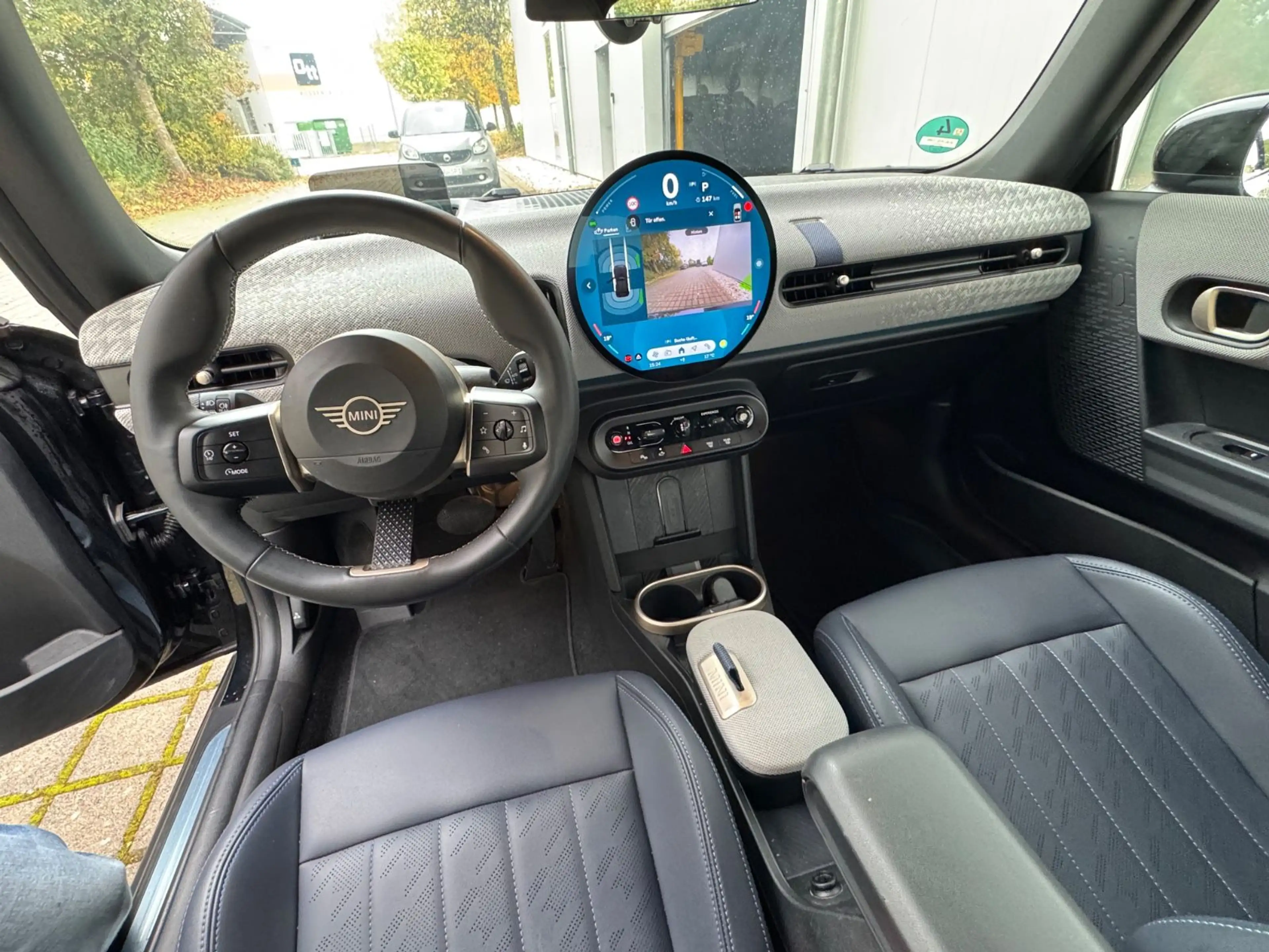 MINI Cooper C Cabrio Favoured Trim Head Up JCW 18zoll — photo 7