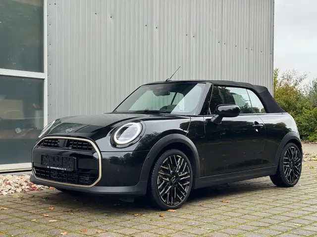 MINI Cooper C Cabrio Favoured Trim Head Up JCW 18zoll