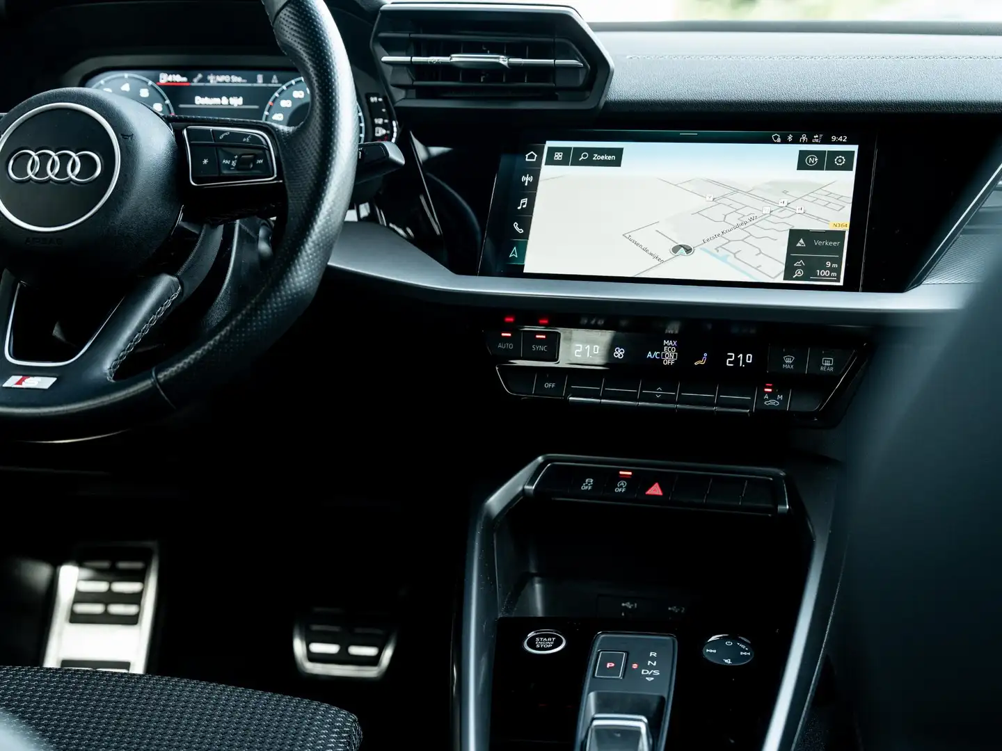 Audi A3 Sportback 35 TFSI S edition 150 PK | 3x S-Line | V Noir - 2