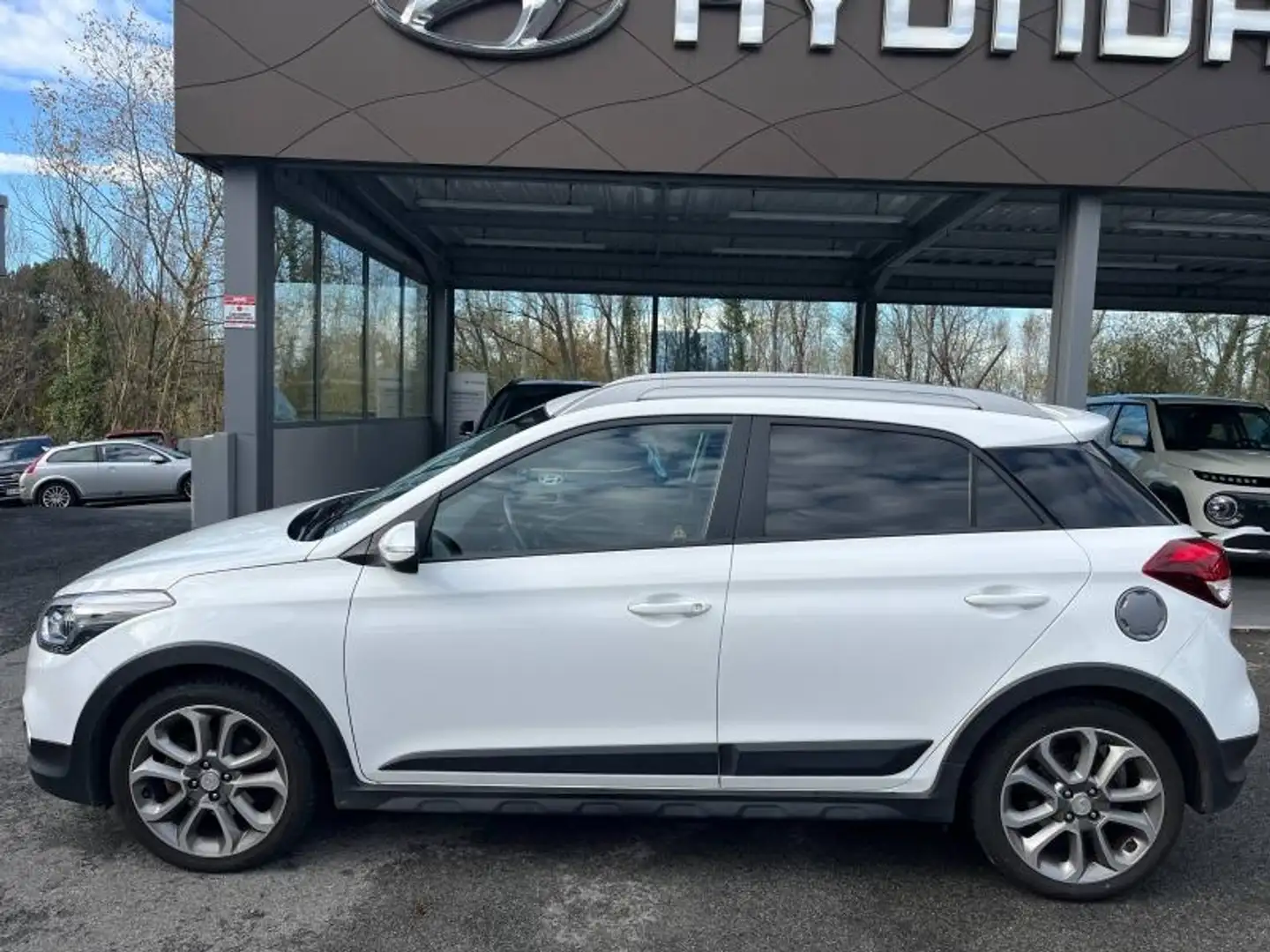Hyundai i20 1.0 T-GDi 100ch Active Blanc - 2