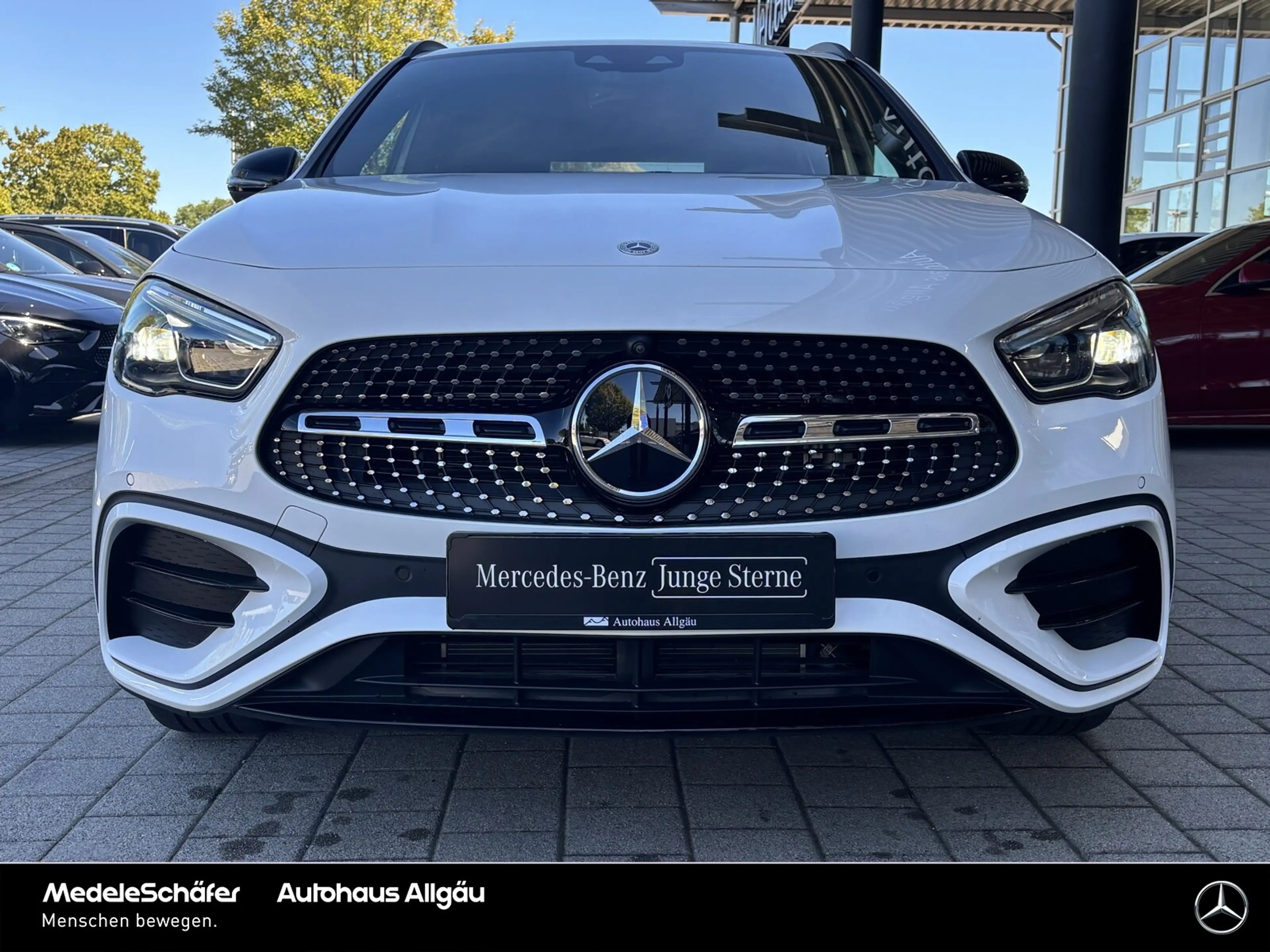 Mercedes-Benz GLA 250 GLA 250 e AMG Night MLed Distronic Soundsystem LED — photo 4