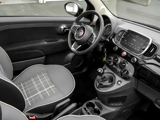 Fiat 500c view 3