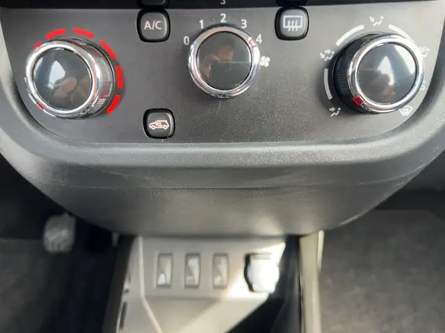 Dacia Spring view 14