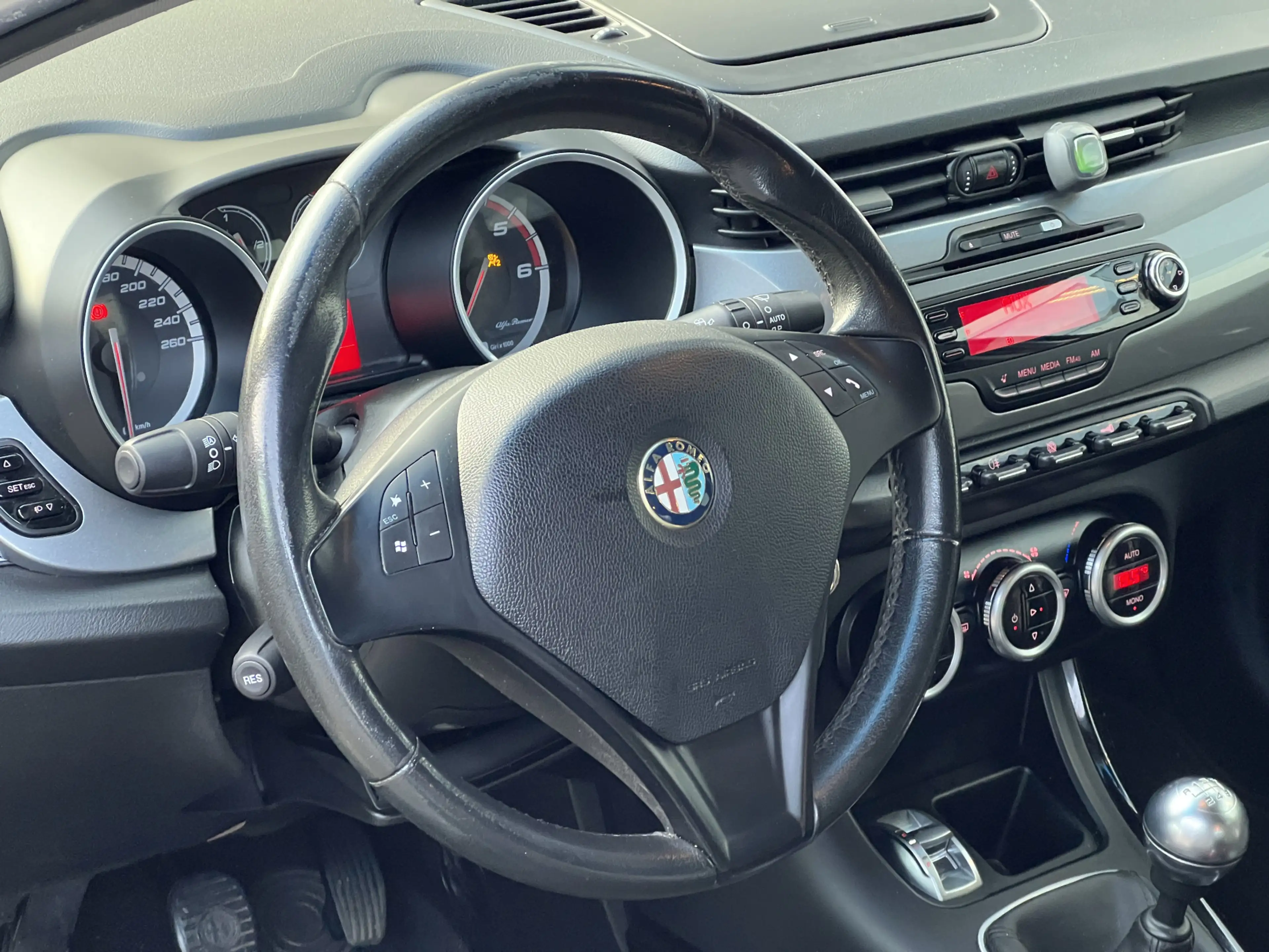 Alfa Romeo Giulietta 2.0 JTDm Distinctive | ECC | LMV | 6 maanden garan — photo 13