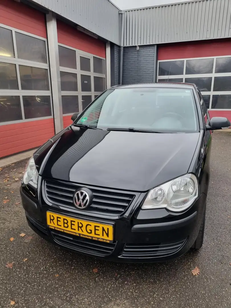 Volkswagen Polo 1.2 Easyline Schwarz - 2
