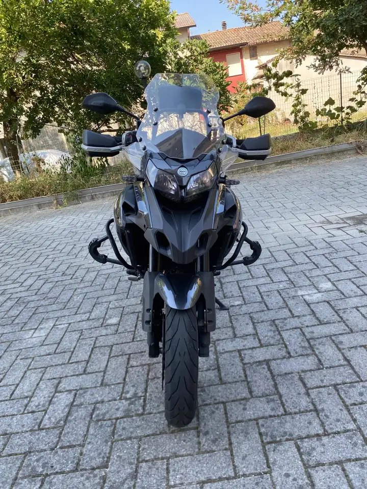 Benelli TRK 502