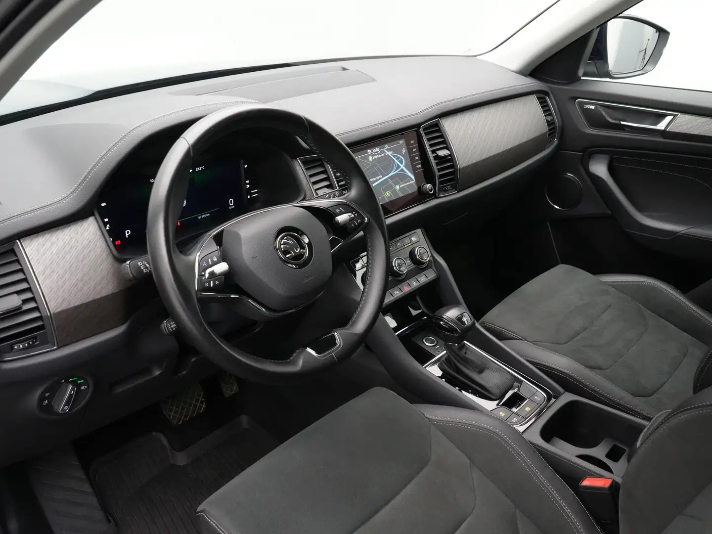 Skoda Kodiaq 7 pers. 1.5 TSI 150 pk DSG Business Edition Plus | Blauw - 2