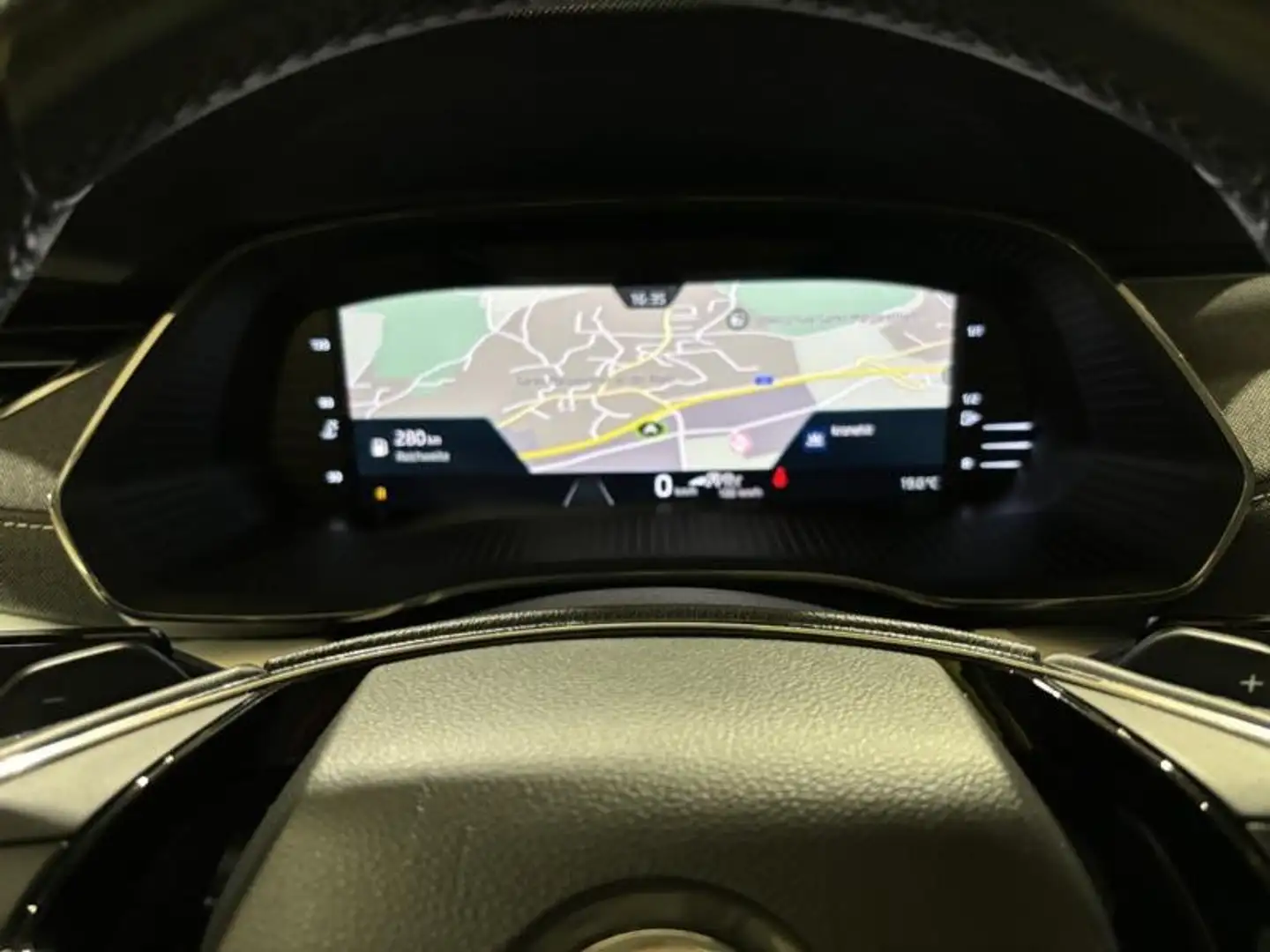 Skoda Octavia 2,0DSG LED VIRTUAL COCKPIT HEAD-UP LED AHK Schwarz - 2