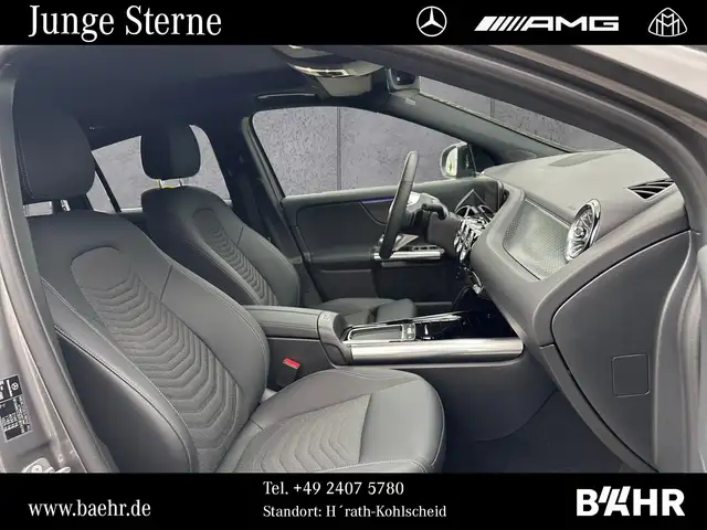 Mercedes-Benz Gla view 5