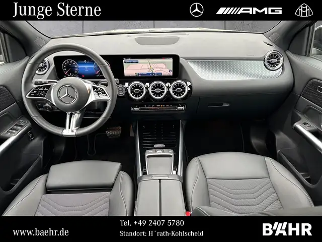 Mercedes-Benz Gla view 4