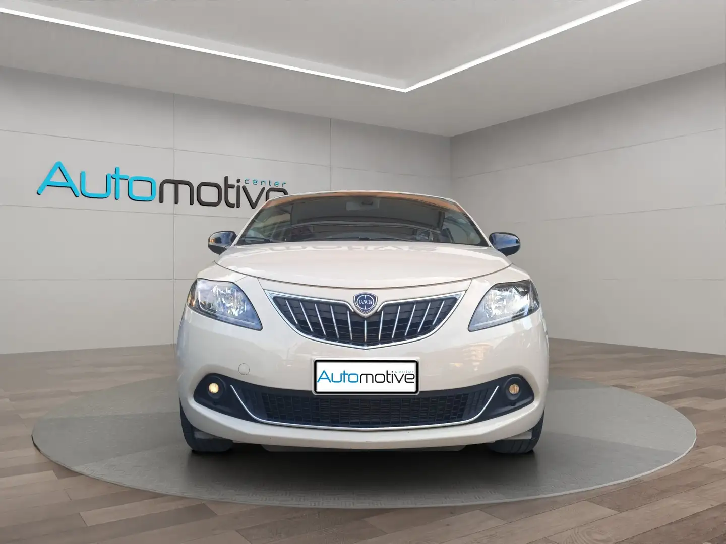 Lancia Ypsilon 1.0 FireFly Hybrid S&S Gold Beige - 2