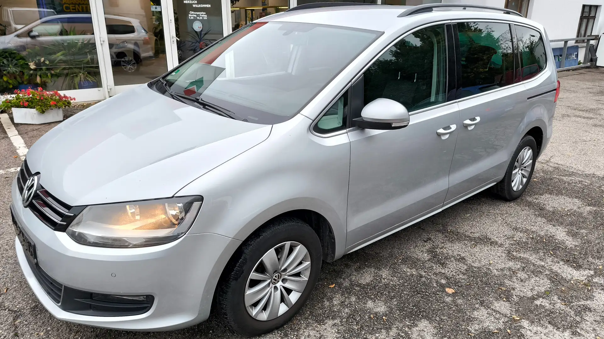 Volkswagen Sharan Comfortline BMT Silber - 2