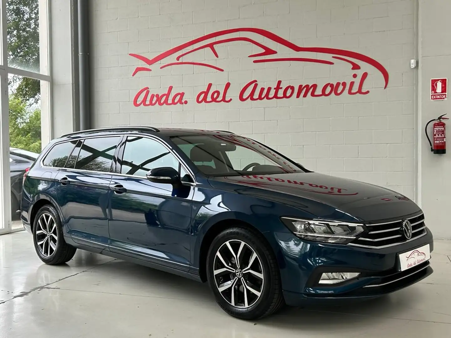 Volkswagen Passat Variant 2.0TDI EVO Executive 110kW Azul - 1