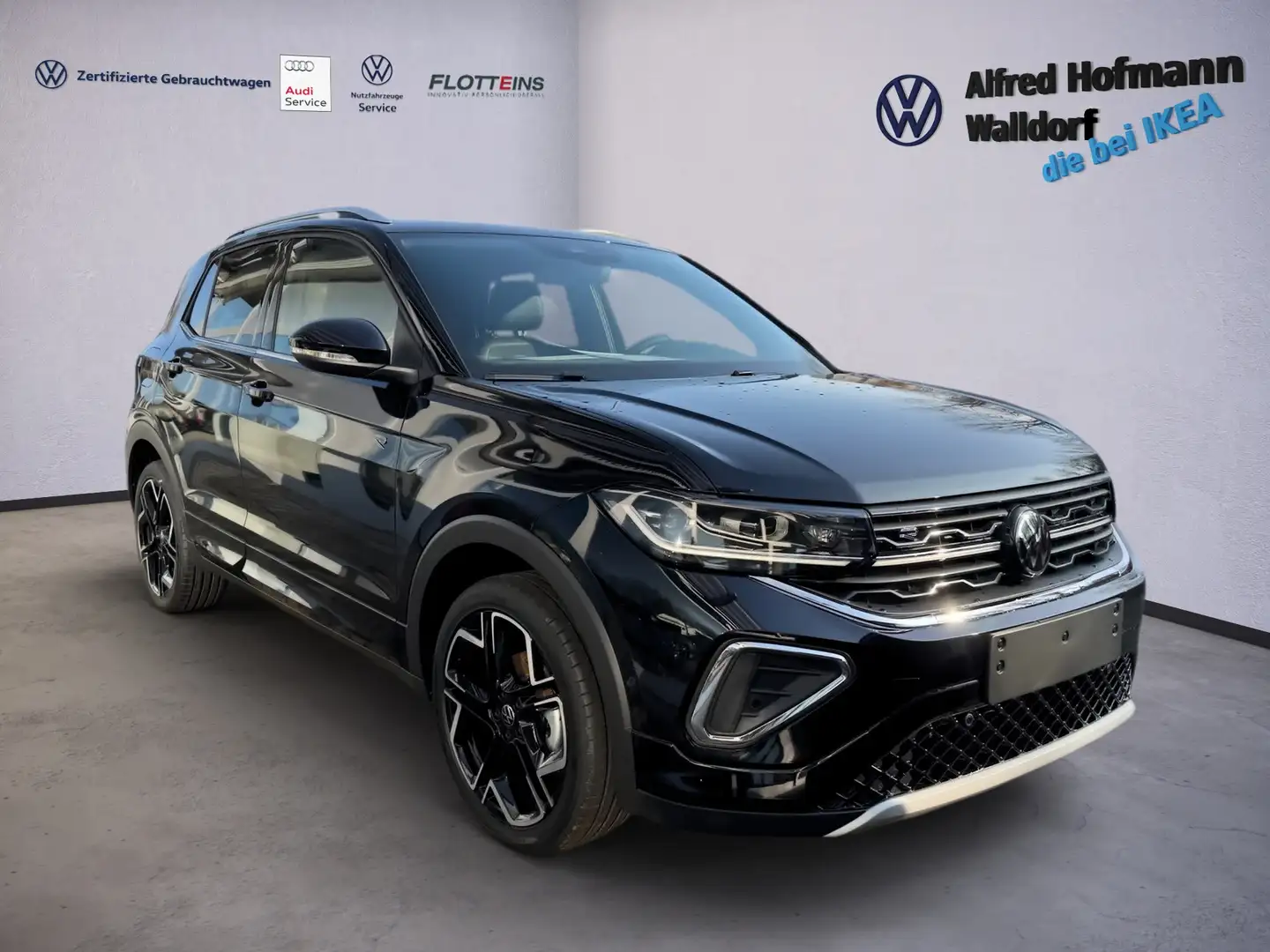 Volkswagen T-Cross R-Line 1.5 l TSI ACT OPF DSG DSG KEYLESS AHK LED K Schwarz - 2