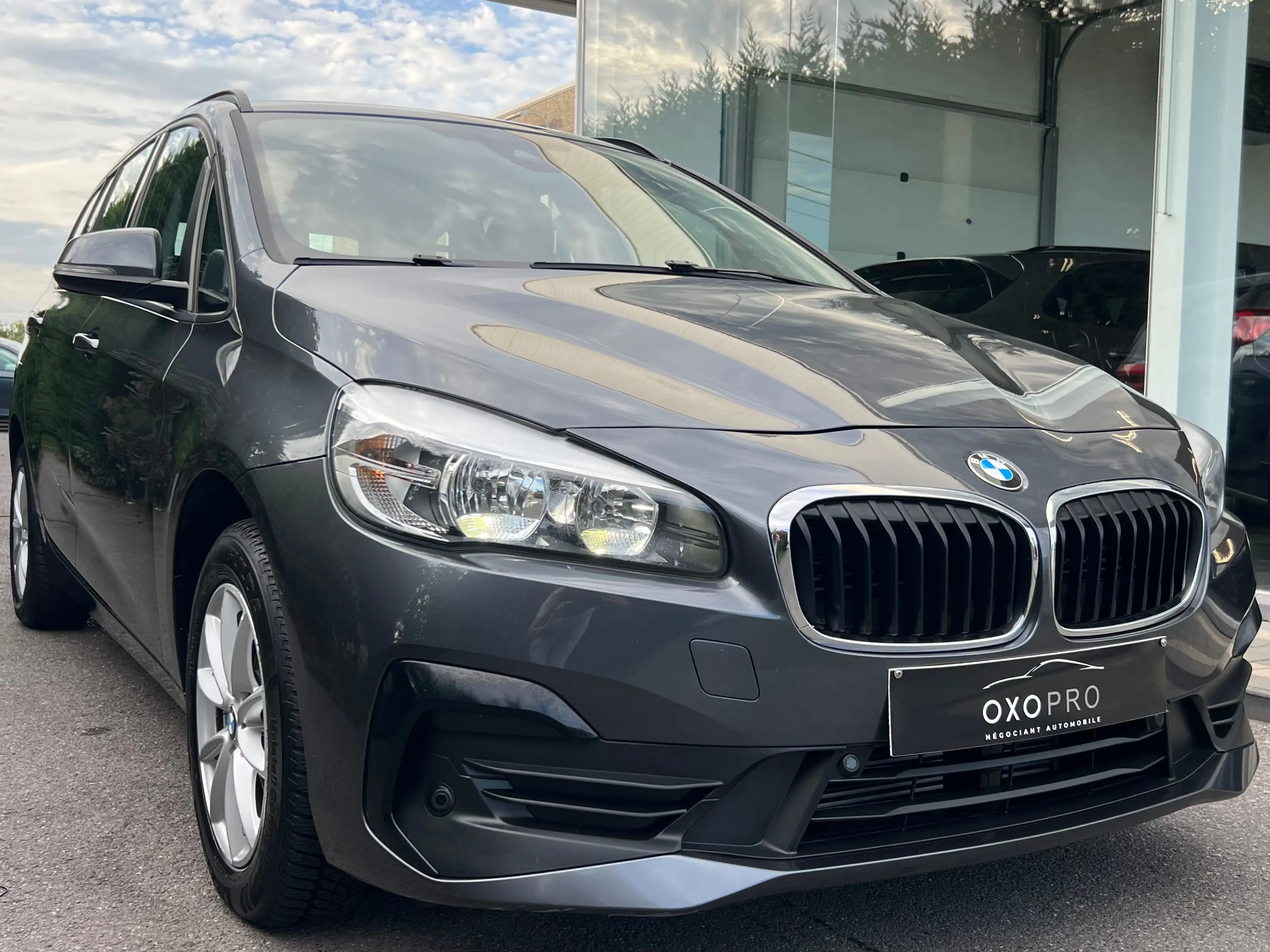 BMW 216 D Gran Tourer 116CV / Gps / Clim Auto / Cruise / PDC Arrière & Avant / KeyLess / Euro 6de / 6.190€ HTVA NETTO — photo 4