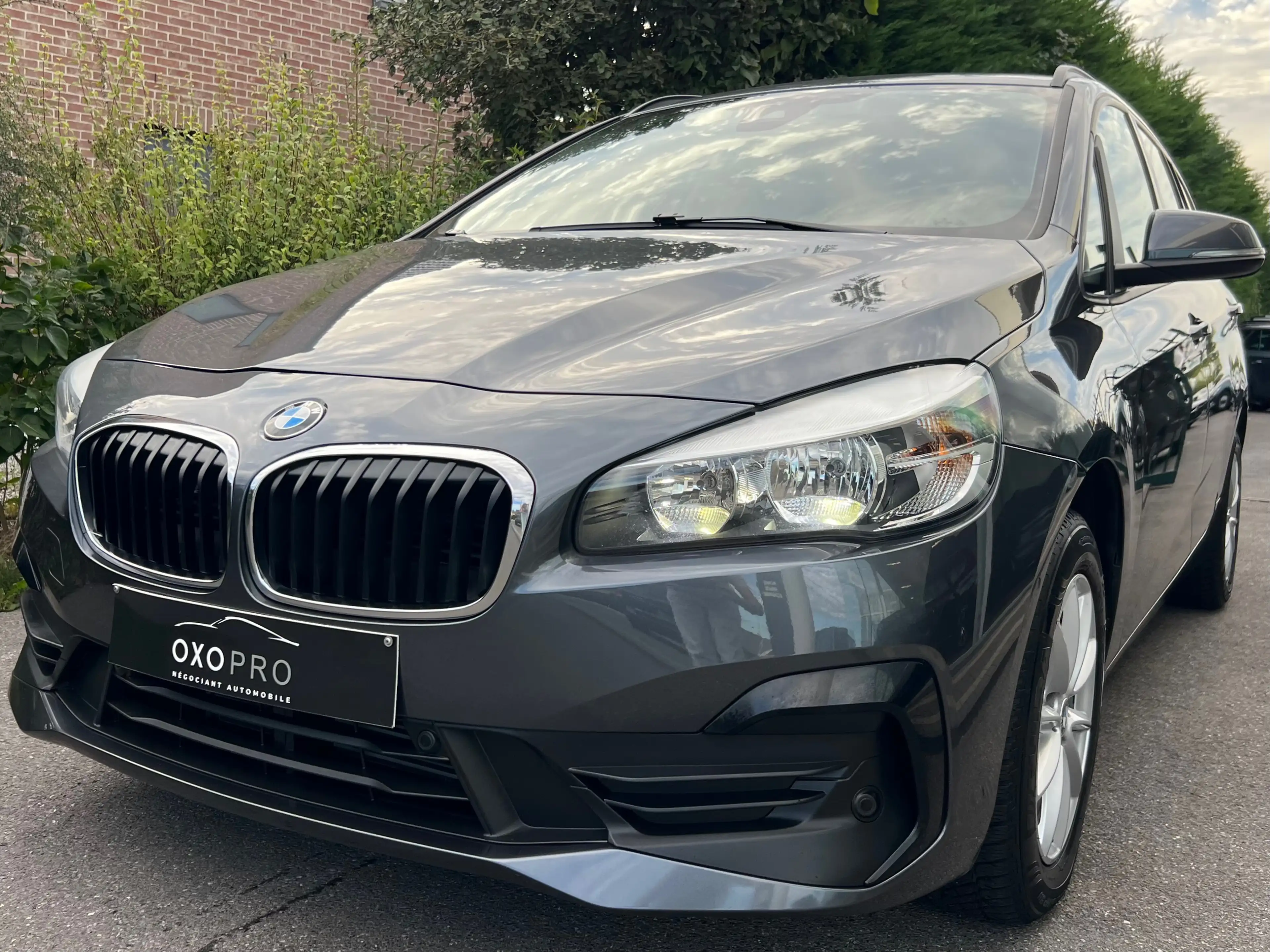 BMW 216 D Gran Tourer 116CV / Gps / Clim Auto / Cruise / PDC Arrière & Avant / KeyLess / Euro 6de / 6.190€ HTVA NETTO — photo 2