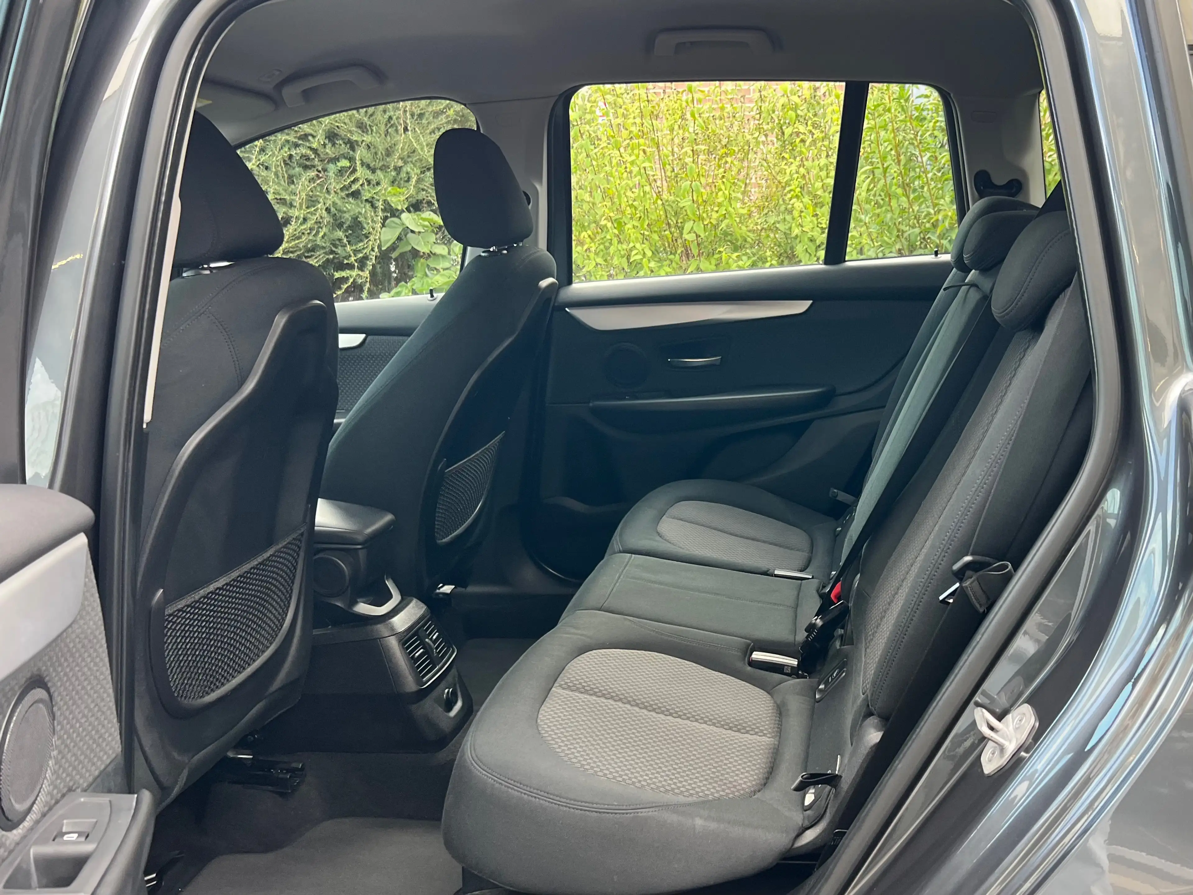 BMW 216 D Gran Tourer 116CV / Gps / Clim Auto / Cruise / PDC Arrière & Avant / KeyLess / Euro 6de / 6.190€ HTVA NETTO — photo 12