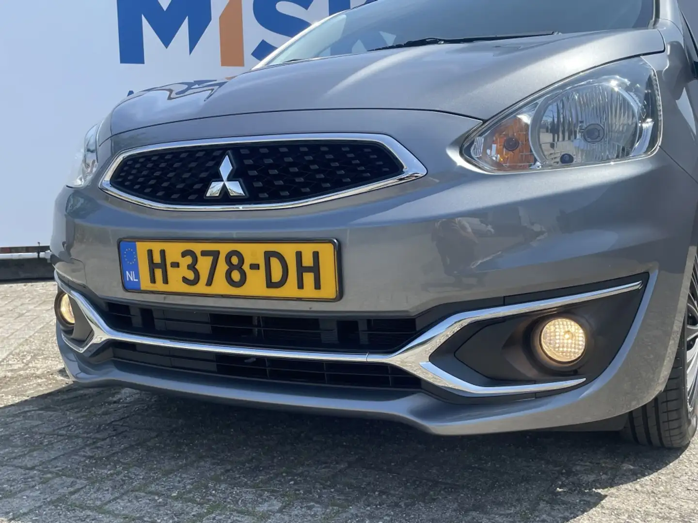 Mitsubishi Space Star Cool+ *DEALERONDERHOUDEN* NAP* AIRCO* Grijs - 2