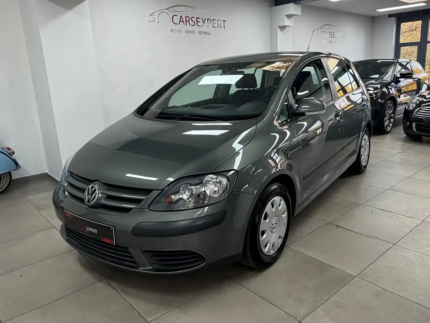 Volkswagen Golf Plus 1.4i 16v FSi Edition Grijs - 1