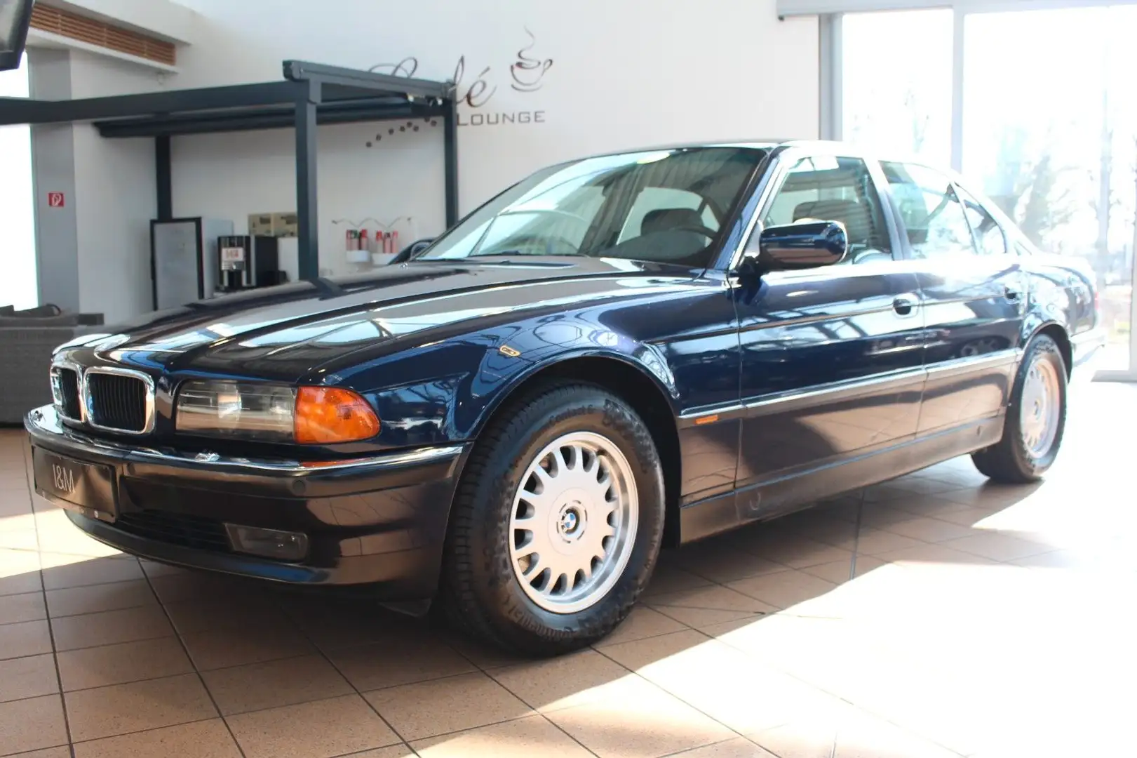 BMW 735 i Autom+EFH+SHZ+Vollleder+ Blau - 2