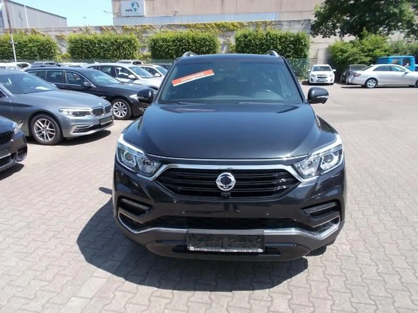 SsangYong Rexton Sapphire 4WD AHK Leder Navi Alu20" Nero - 2