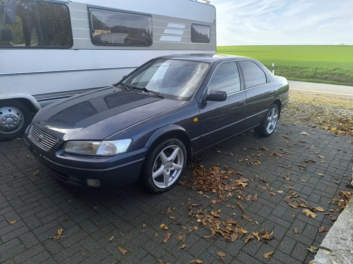 Toyota Camry 3.0 V6 - 2