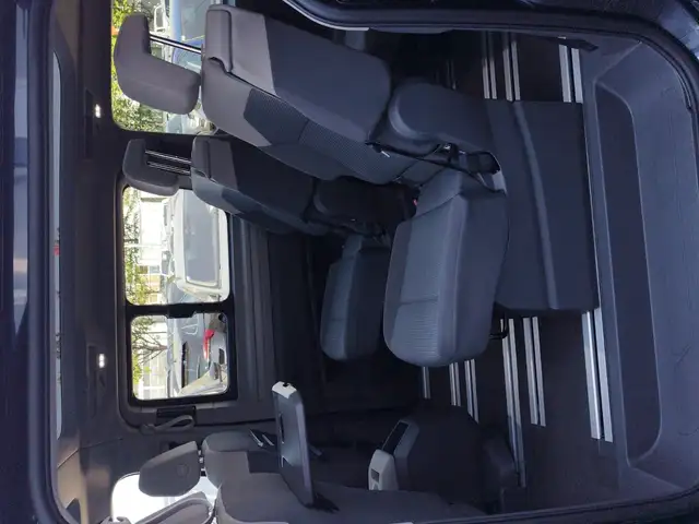 Volkswagen T7 Multivan VW T7 Multivan Business ÜH TDI Ansicht 7
