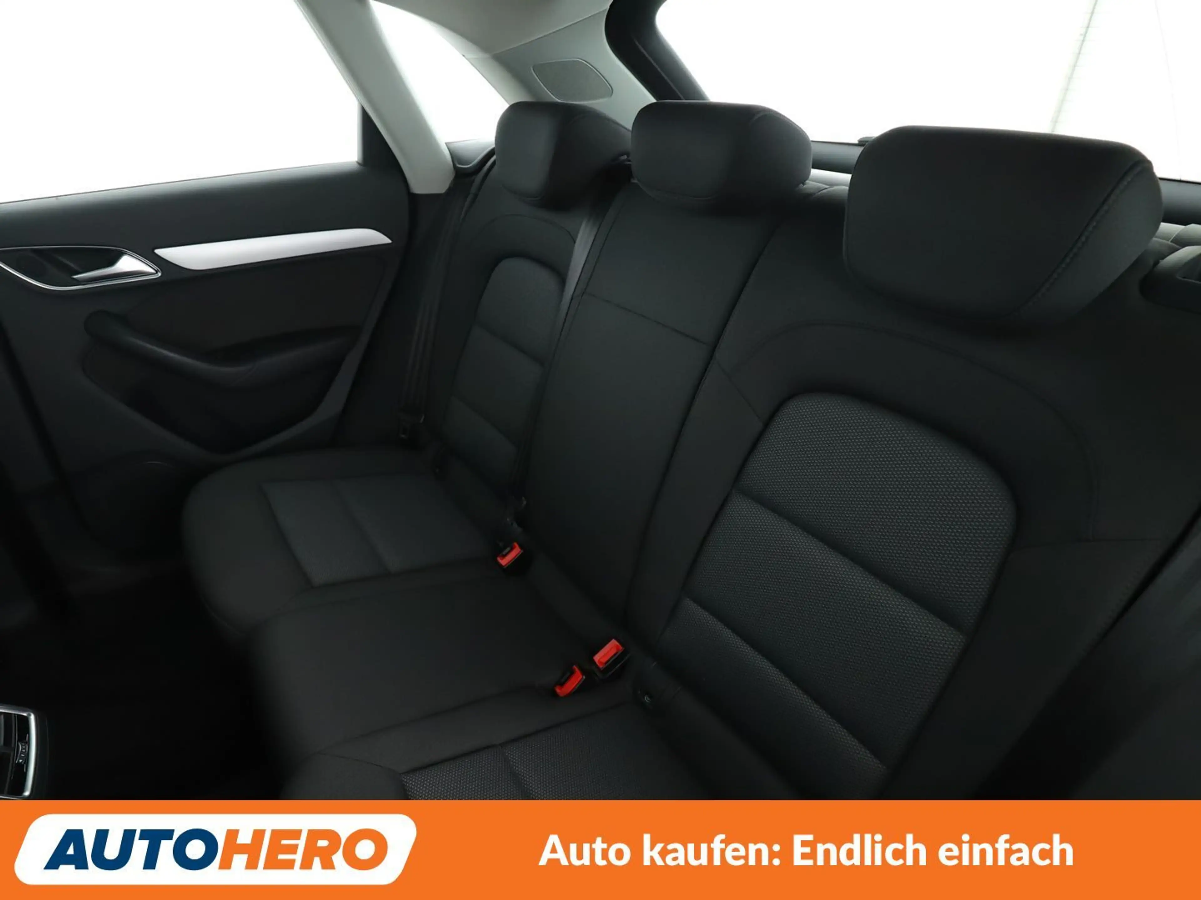 Audi Q3 1.4 TFSI *NAVI*XENON*PDC* — photo 14
