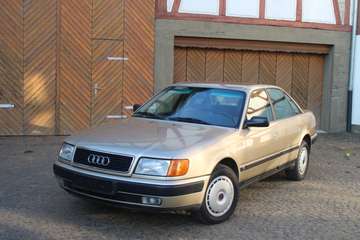 Audi 100 2.3 E