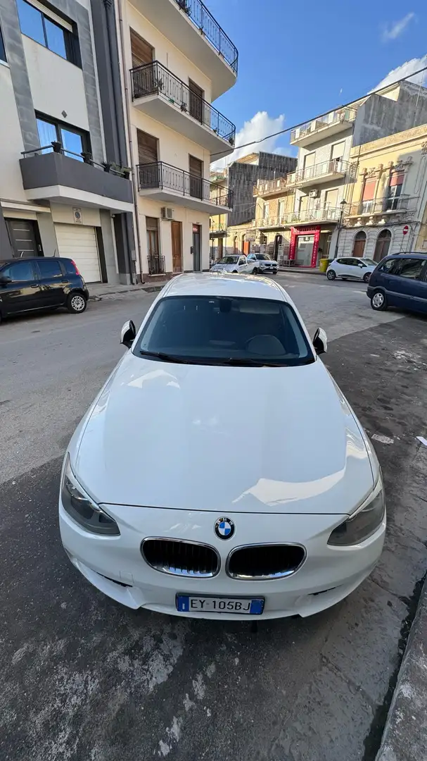 BMW 118 118d 5p xdrive Unique - 2