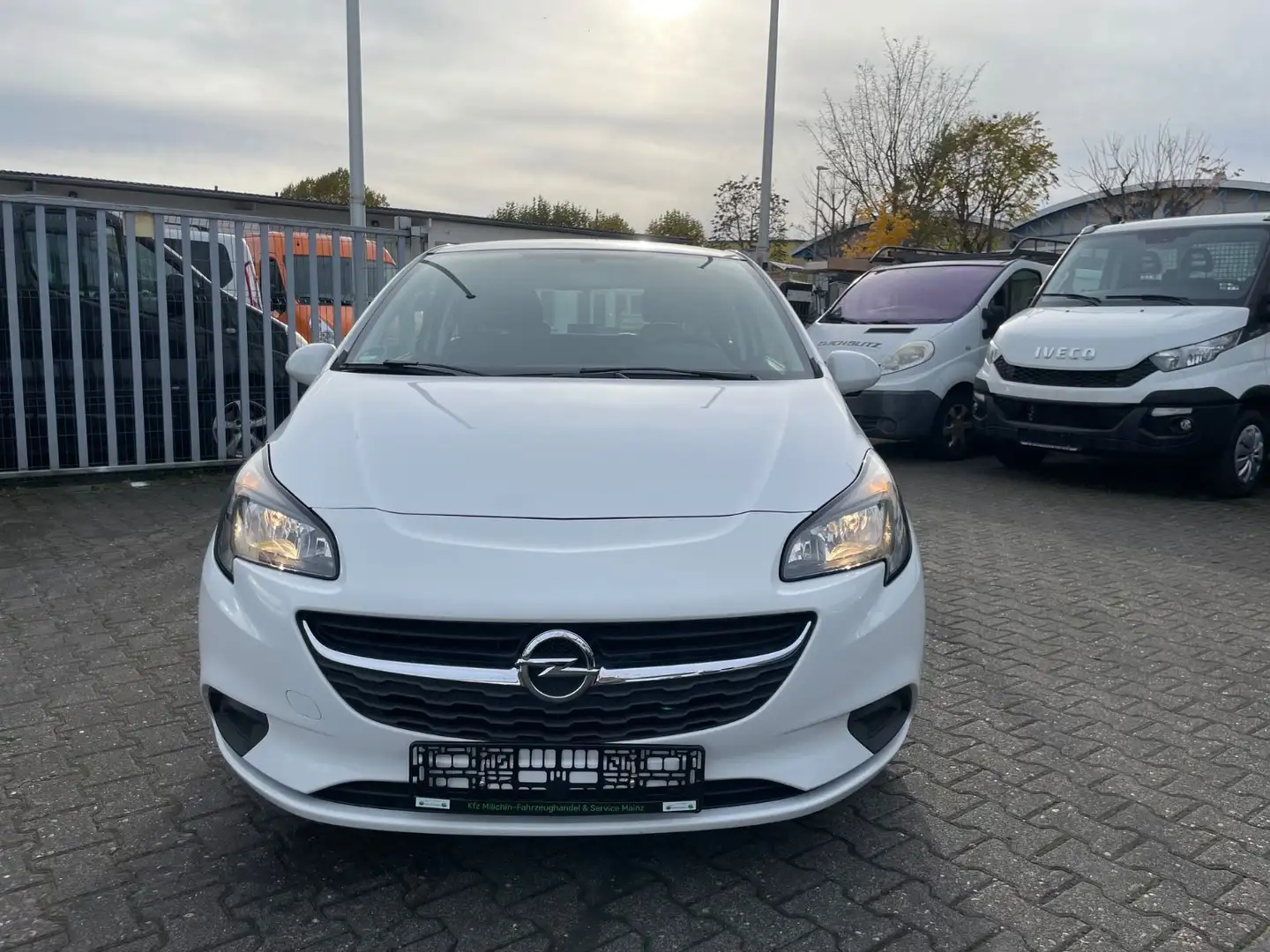 Opel Corsa E Selection*Nur 44.000km*Klima+Navi+Touchs Weiß - 2