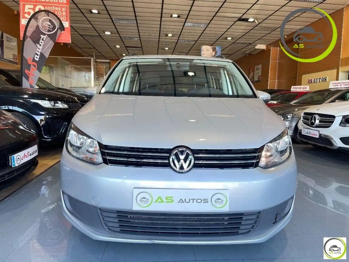 Volkswagen Touran 1.6TDI Edition 105 Gris - 2