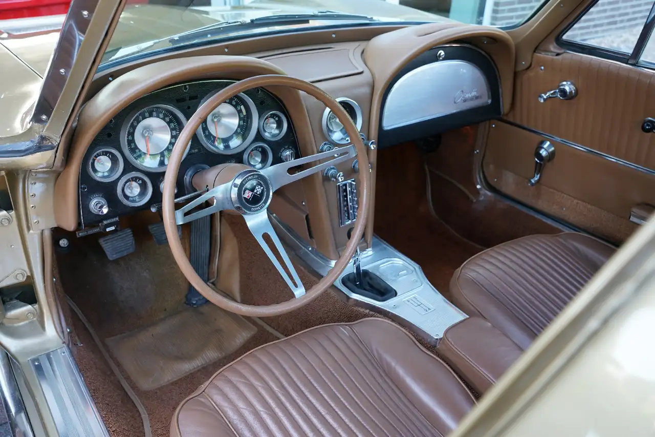 Chevrolet Corvette C2 Sting Ray Split Window Body-off restored and me, foto 4