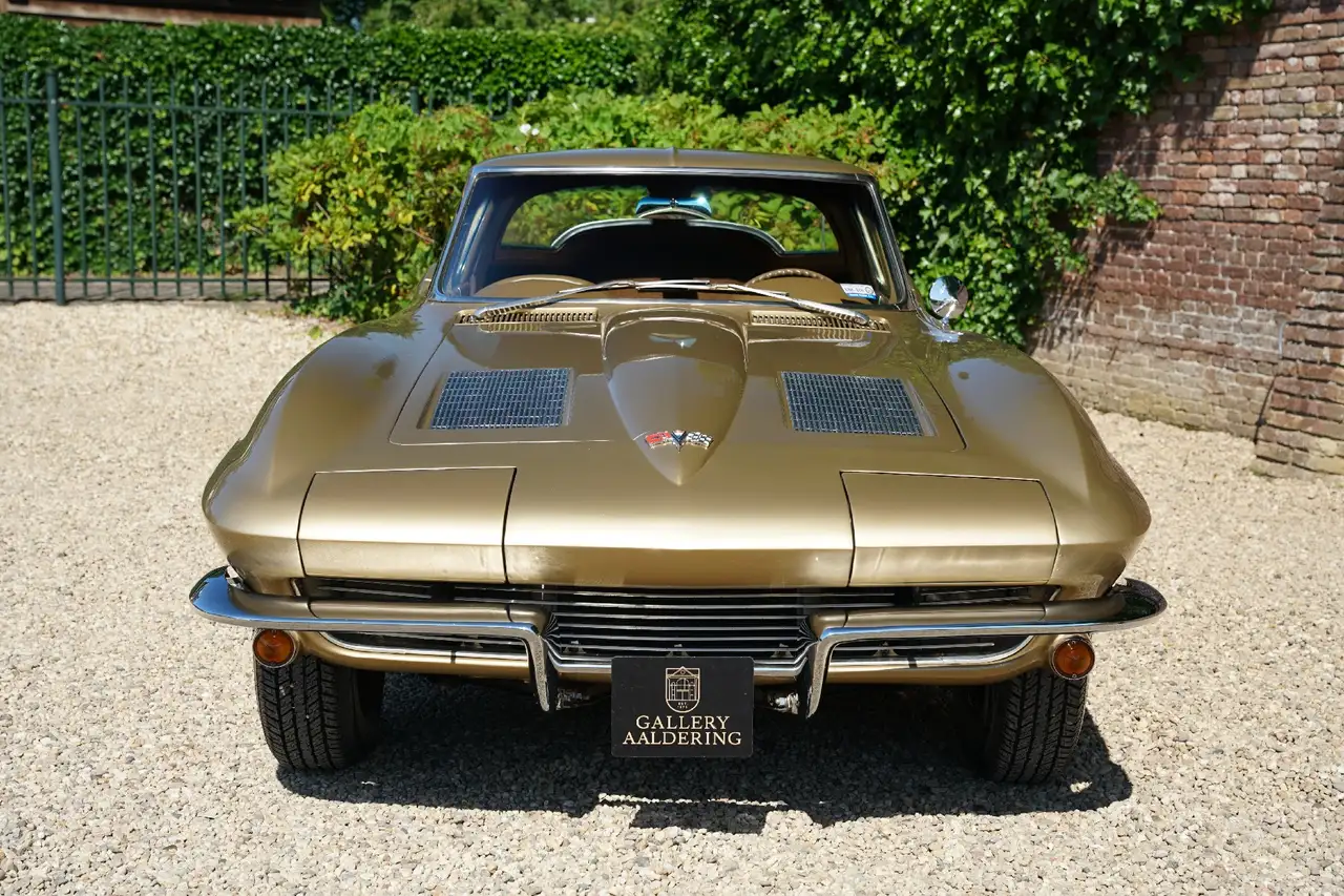 Chevrolet Corvette C2 Sting Ray Split Window Body-off restored and me, foto 5