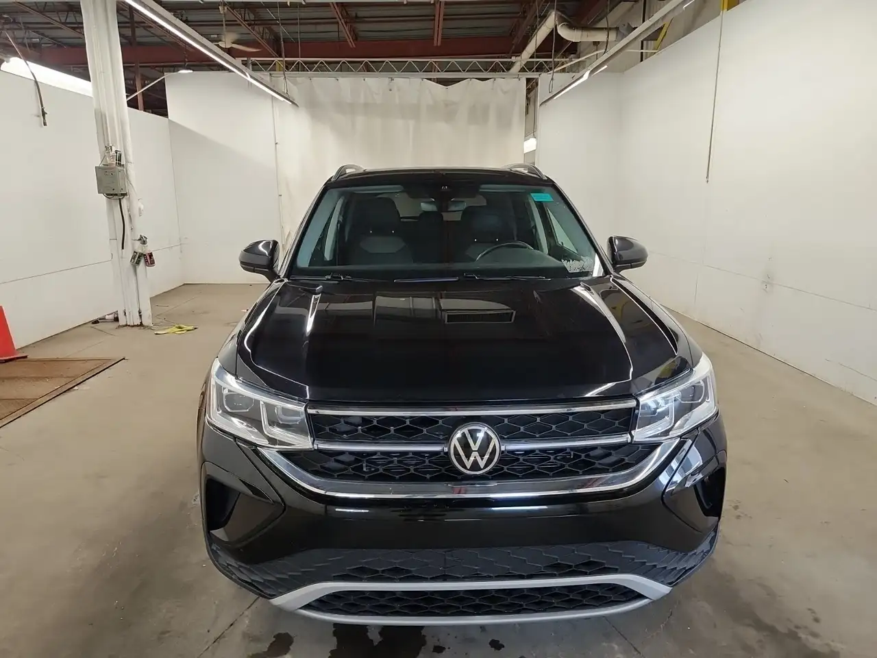 Volkswagen Taos снимка Volkswagen Taos