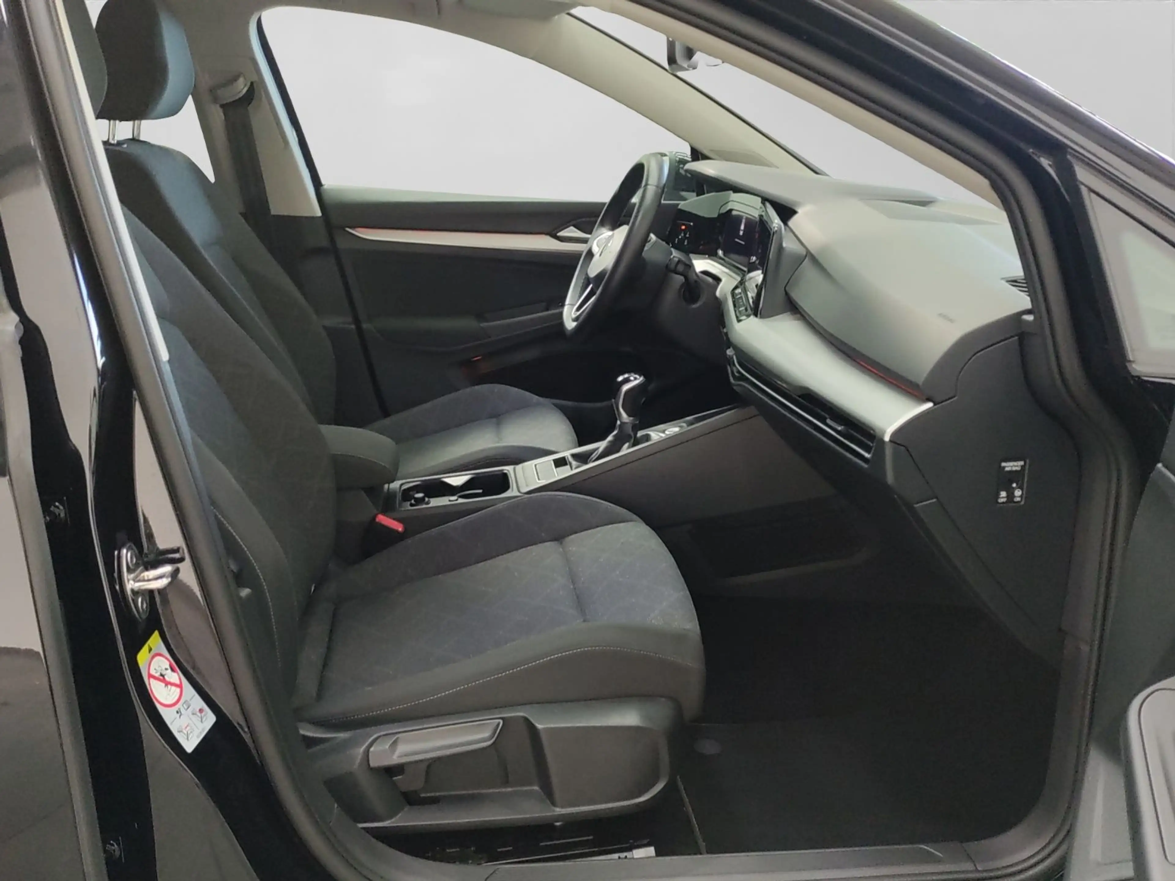 Volkswagen Golf Variant 2.0 TDI LIFE LED NAVI SHZ GJR — photo 4