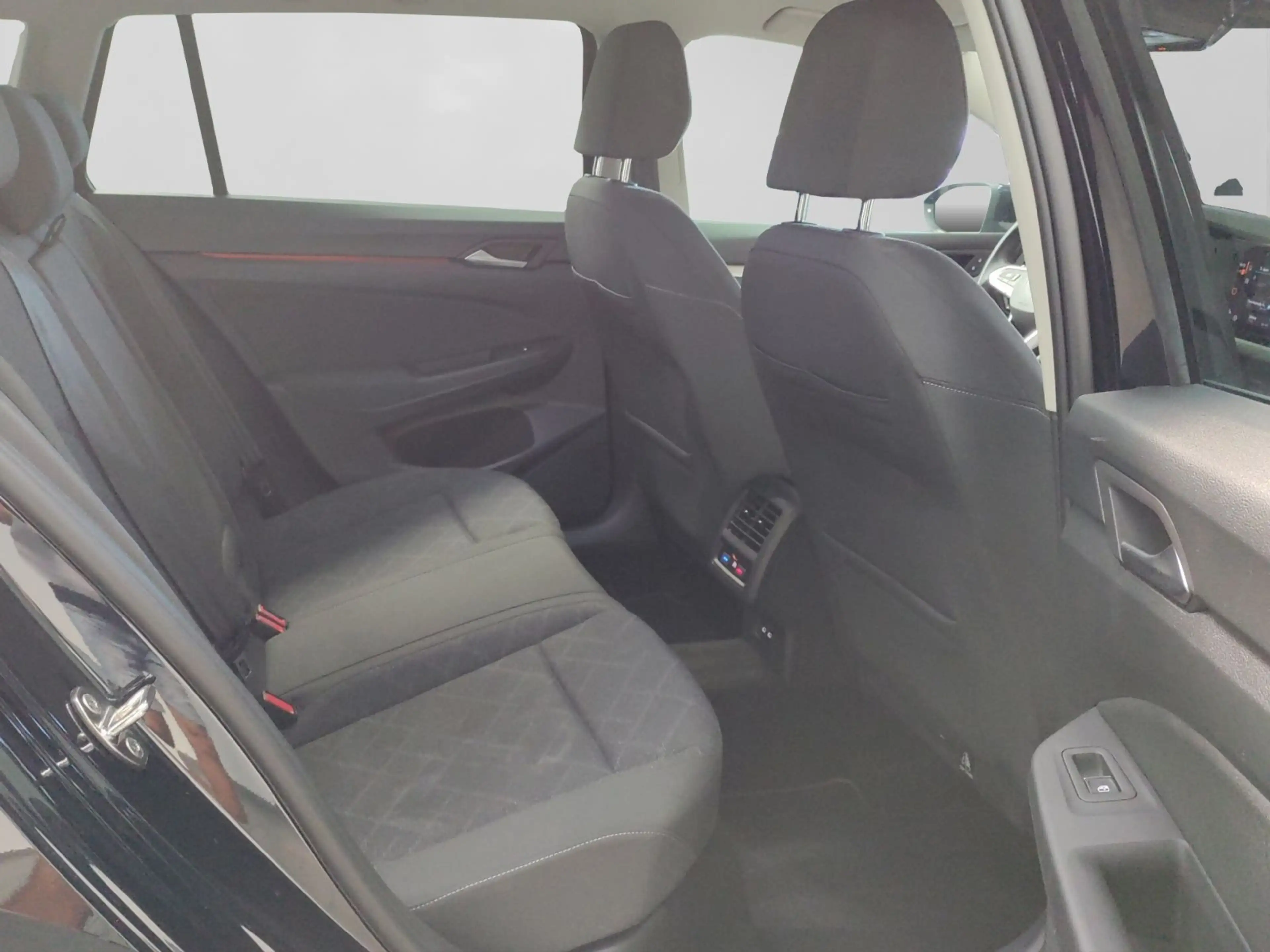 Volkswagen Golf Variant 2.0 TDI LIFE LED NAVI SHZ GJR — photo 6