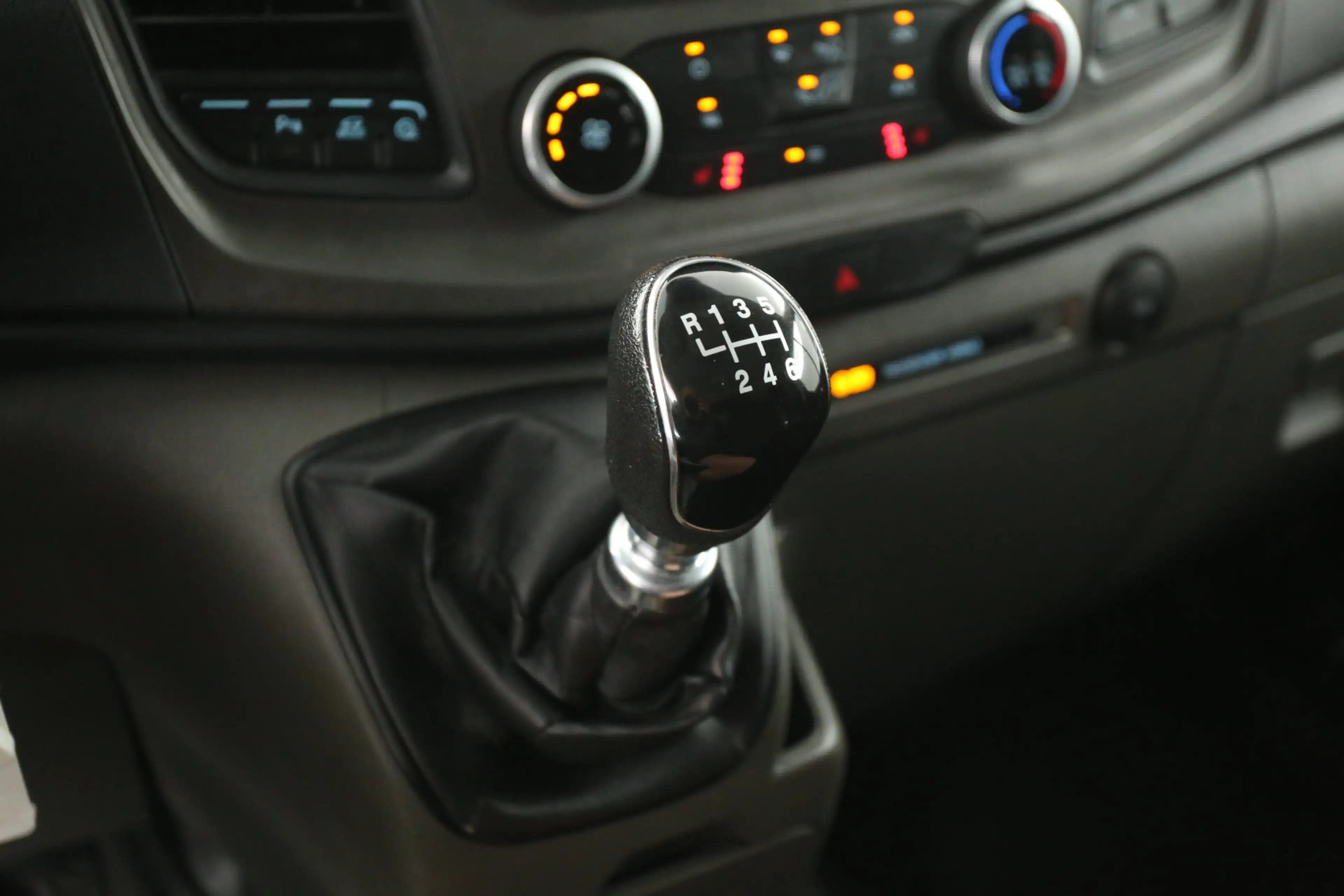 Ford Transit Custom 2.0 TDCI 170PK L2H1 | Airco | Cruise | Camera | 3 — photo 19