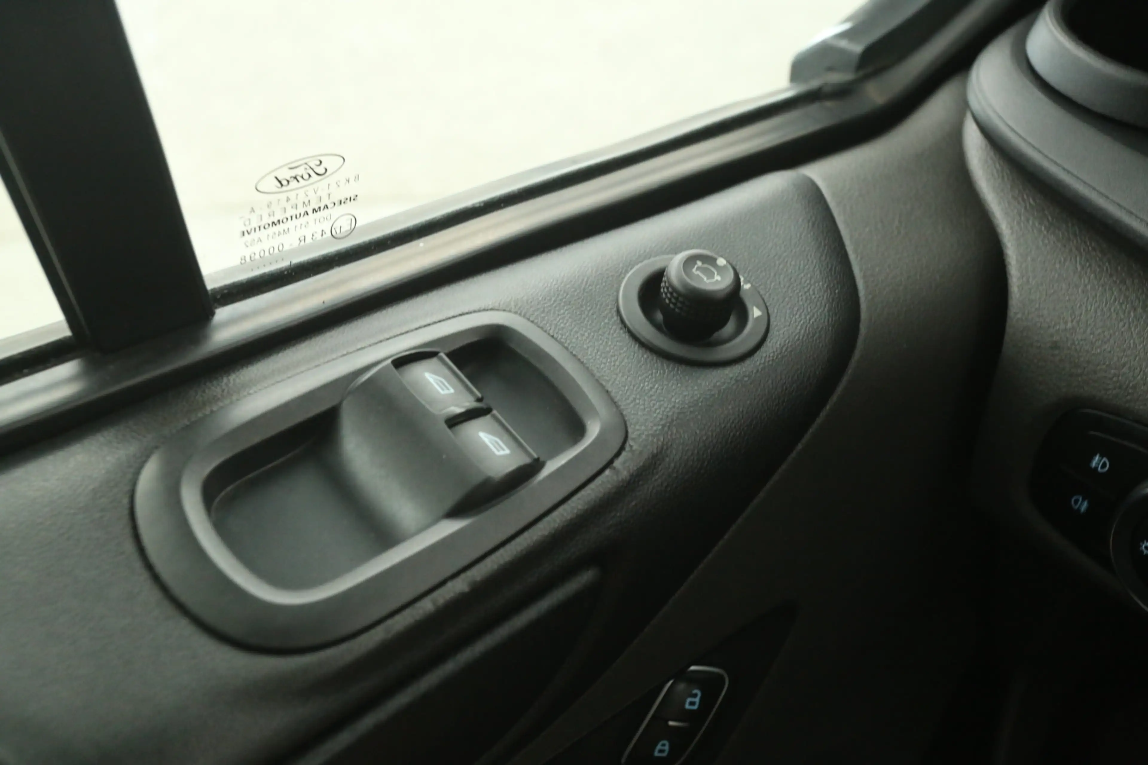 Ford Transit Custom 2.0 TDCI 170PK L2H1 | Airco | Cruise | Camera | 3 — photo 18